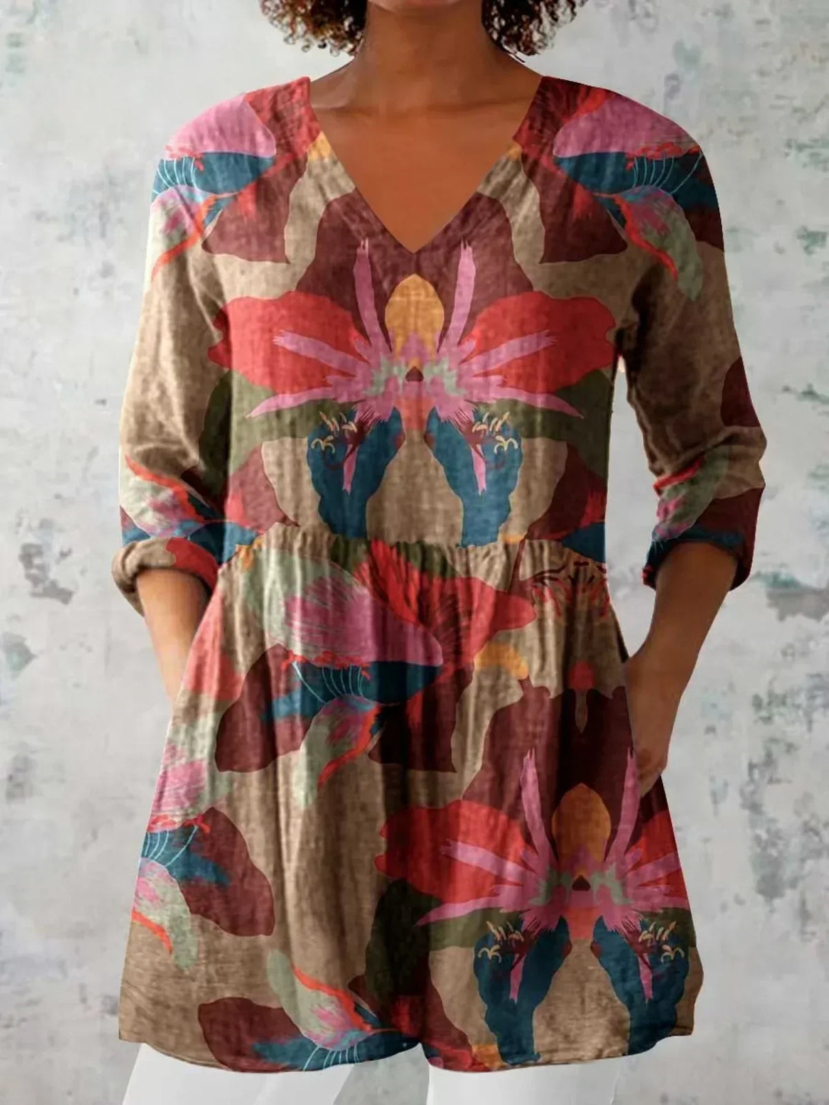 Ellie | Structured Doll-Neck Floral Top