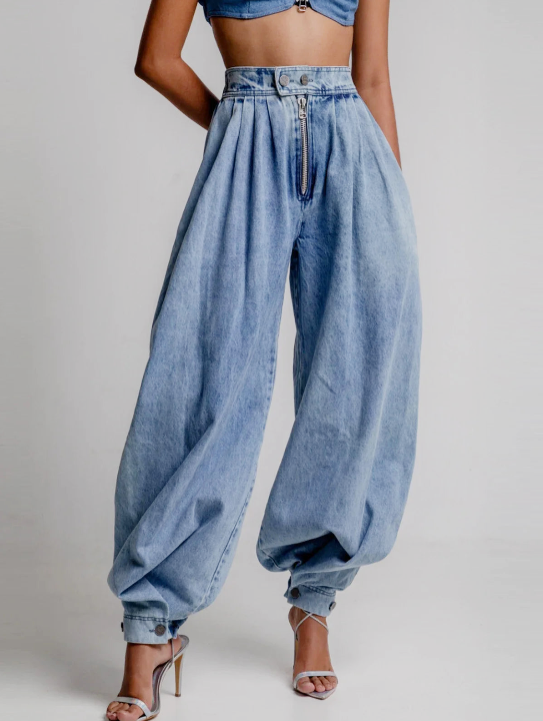 Reagan | Buttoned High-Waist Balloon Jeans
