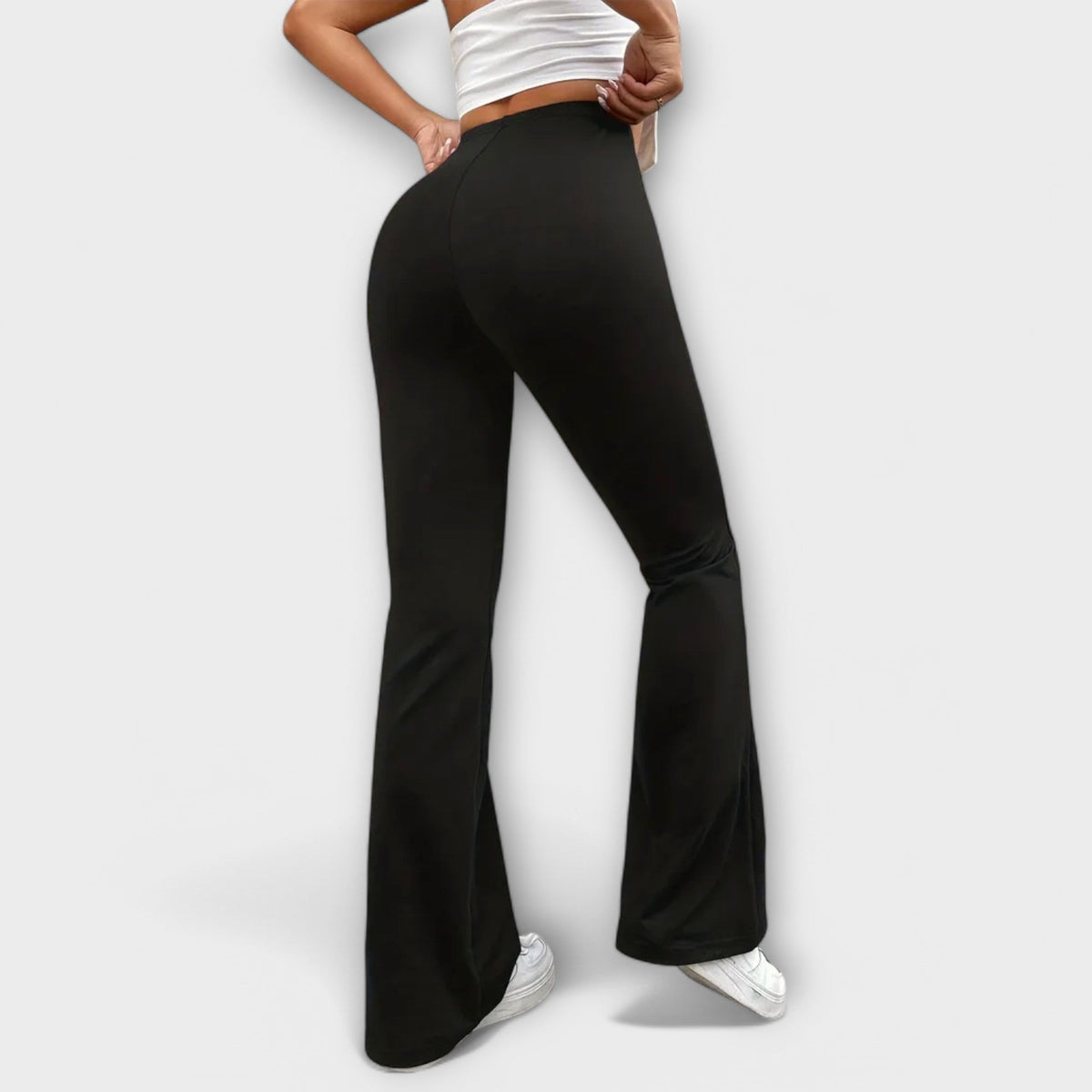 Eleni | Flared-Leg Relaxed Trousers