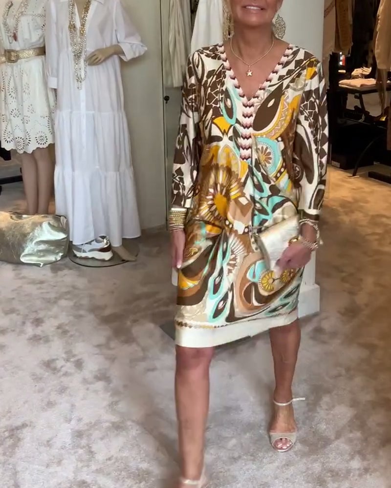 Brenda | Vintage Print V-Neck Dress